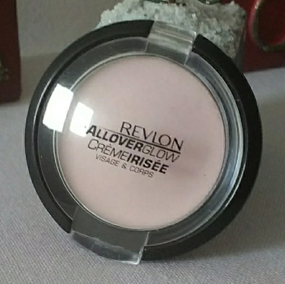 Revlon AllOver Glow - Polar Pink 3/$20